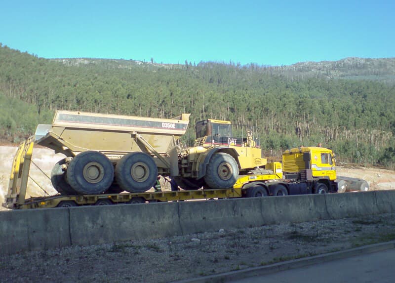 Alquiler de maquinaria de construcción en Galicia
