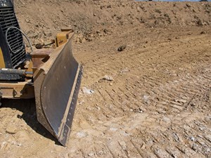 La seguridad en la nivelación de terrenos: cómo evitar daños y accidentes en tu obra