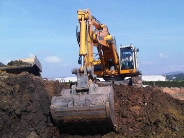 ¿Qué maquinaria empleamos en nuestras excavaciones en Galicia?