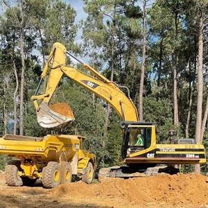 ¿Qué tres objetivos tienen los movimientos de tierra?